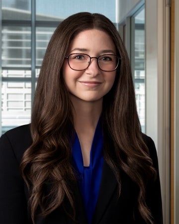 Profile photo of Danielle Flores