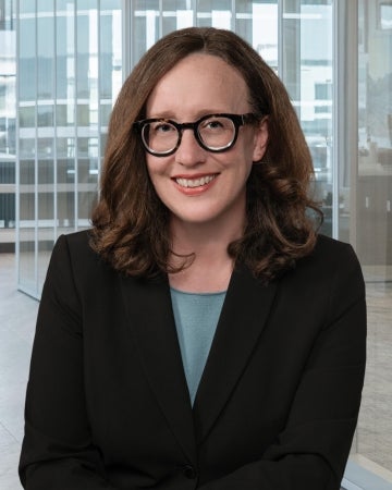 Profile photo for Lindsay Arnold